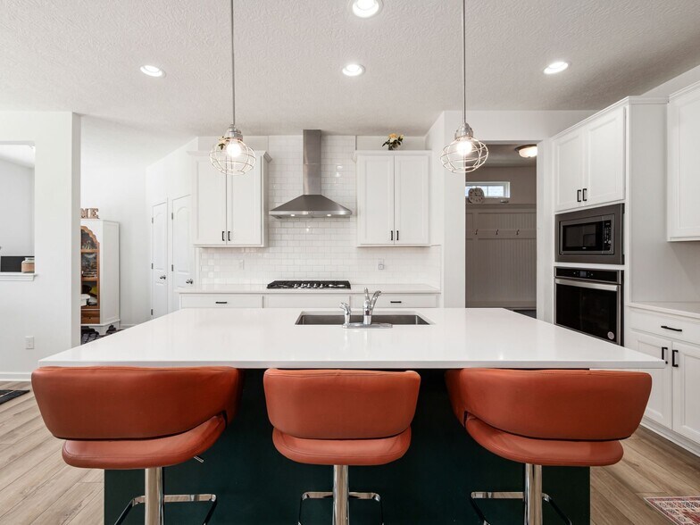 Building Photo - 8513 Chickasaw Way