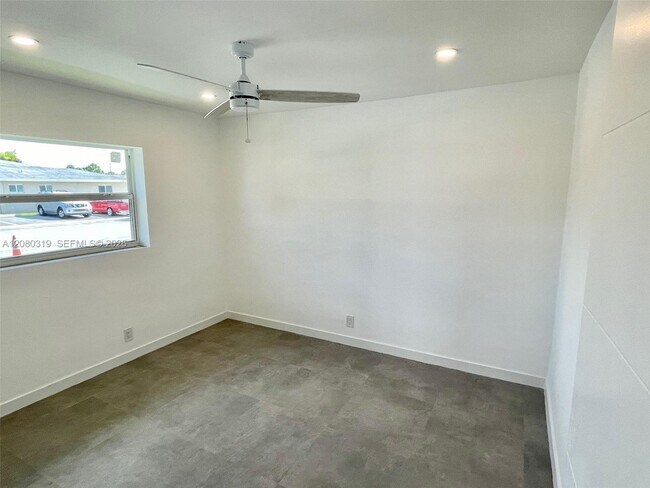 Building Photo - 5711 NW 28th St