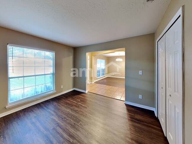 Building Photo - 1461 Whooping Dr