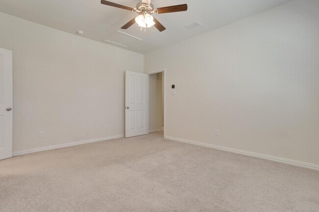 Building Photo - 6721 Farsight Dr