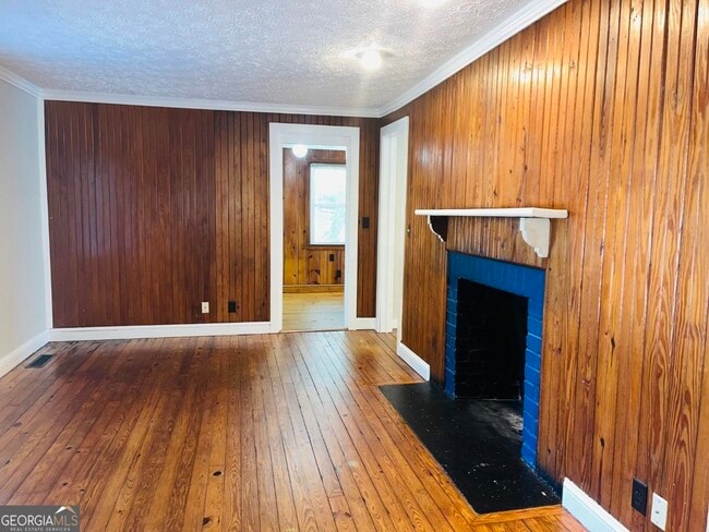 Building Photo - 4665 Orchid Dr