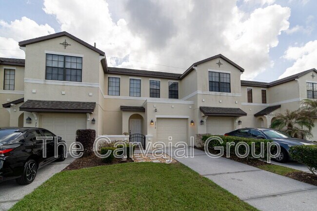 Building Photo - 2210 Seven Oaks Dr