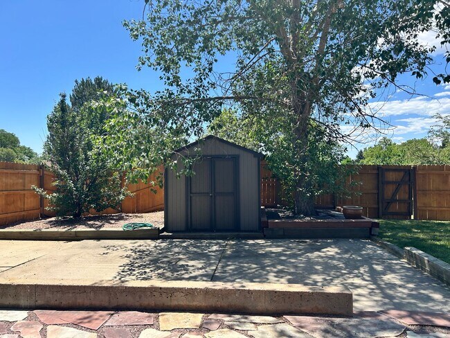 Building Photo - Spacious 4-Bedroom House Near Open Space in Heatherwood, Boulder