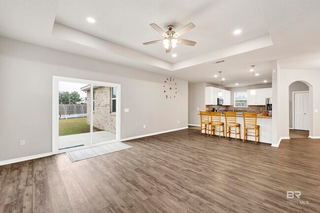 Building Photo - 7014 Shallow Brook Ct