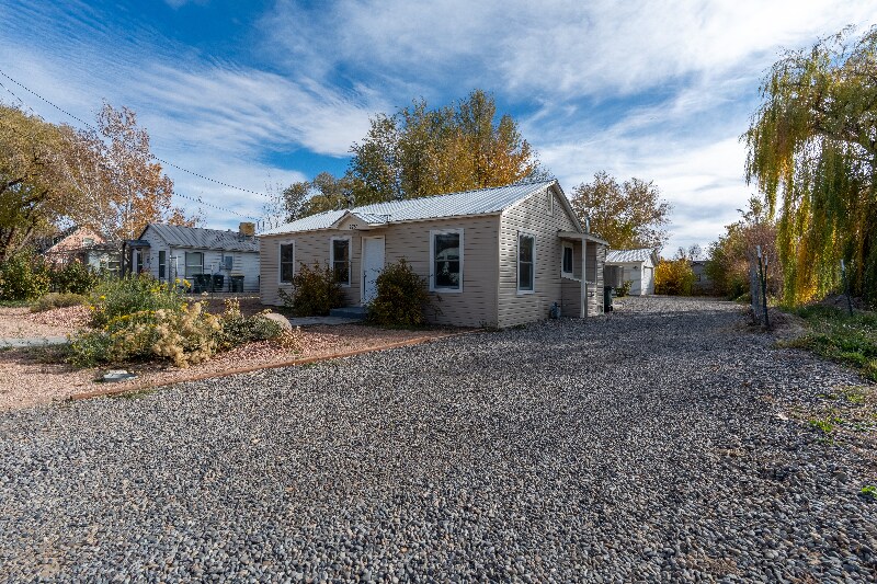 Building Photo - 2751 Olson Ave