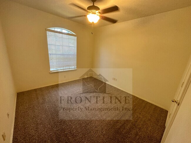 Building Photo - 629 Dorchester Dr