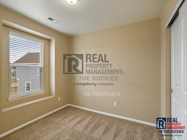 Building Photo - 1620 Kelmsley Ct