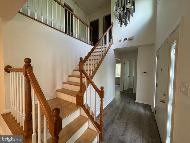 Building Photo - 10676 Muirfield Dr