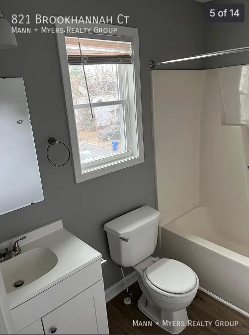 Building Photo - 821 Brookhannah Ct