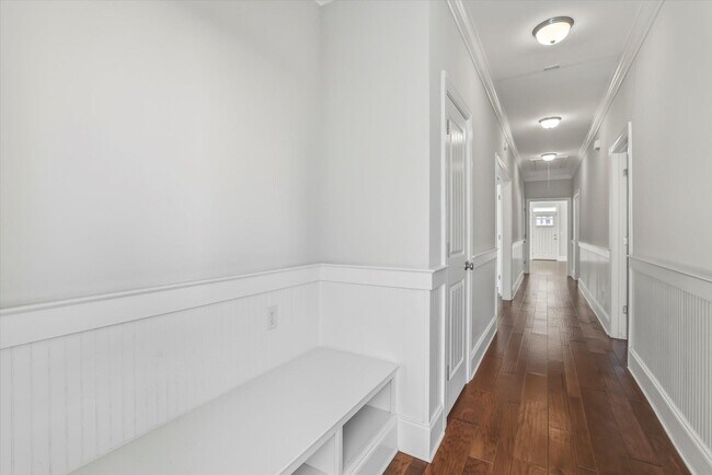 Building Photo - 1743 Brush Hill Rd