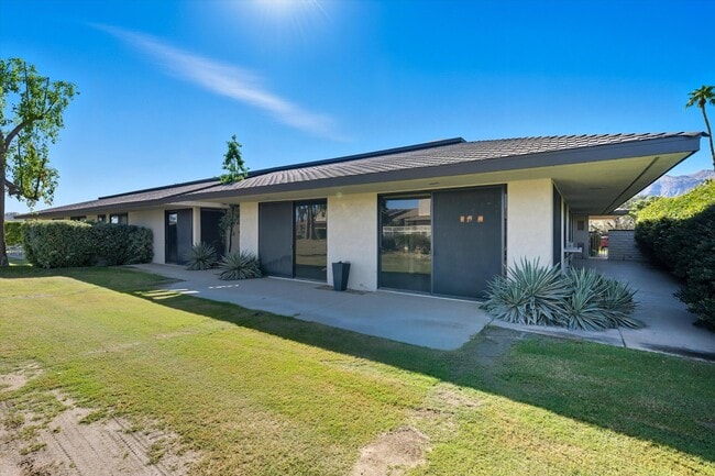 Building Photo - 47 Cornell Dr