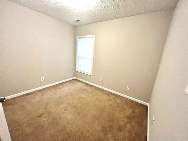 Building Photo - 1453 Little Creek Dr