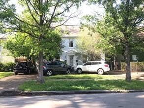 Building Photo - 1740 Banks St