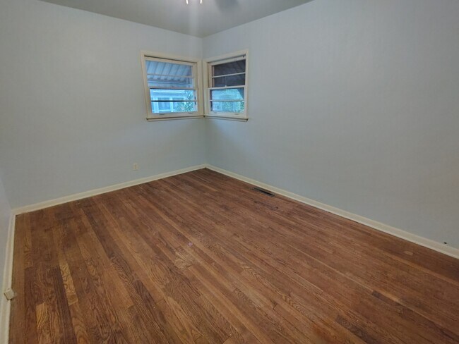 Building Photo - 2021 24th St