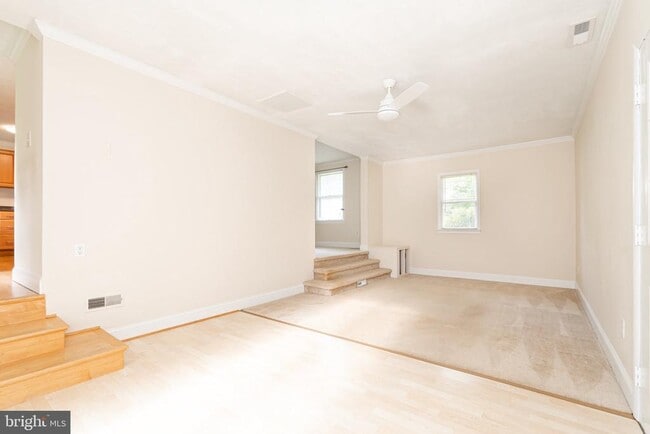 Building Photo - 60 Killdeer Ave