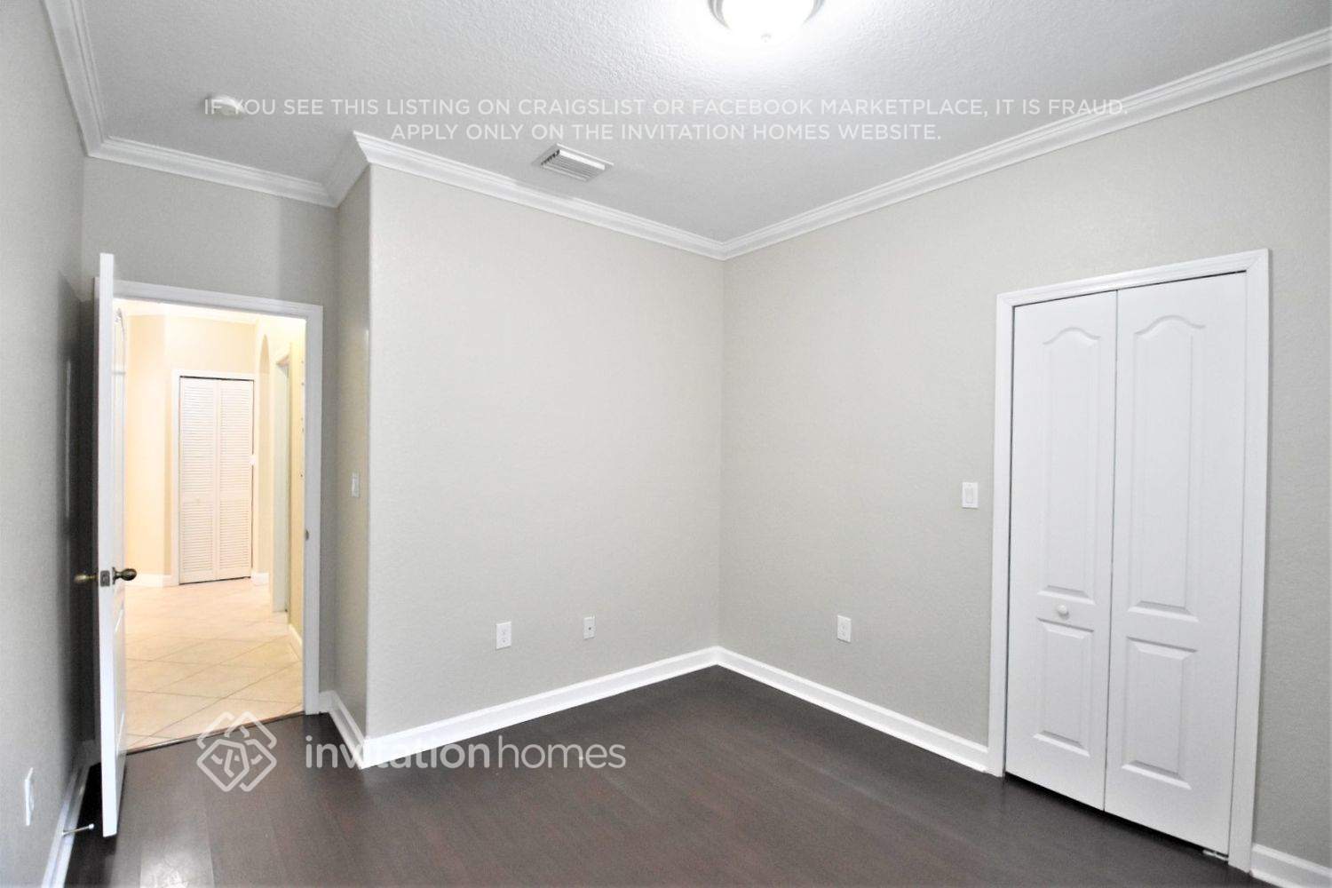 Building Photo - 1201 SW 144th Ct