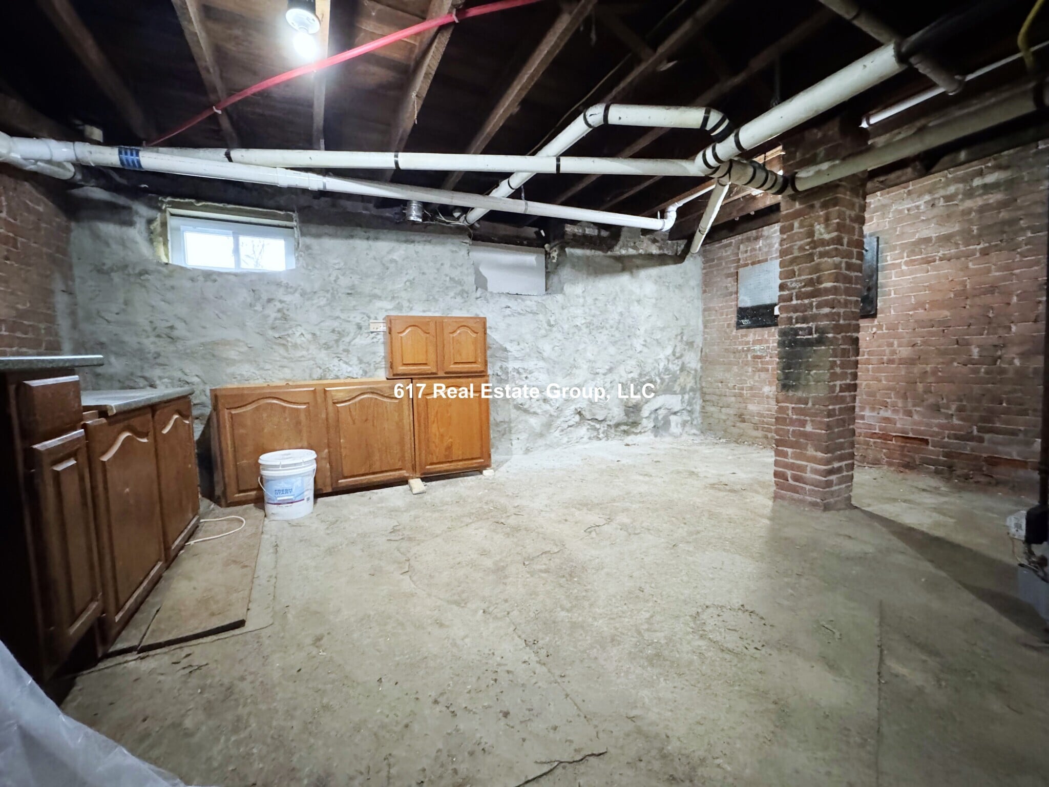 Building Photo - 4 Everett Square