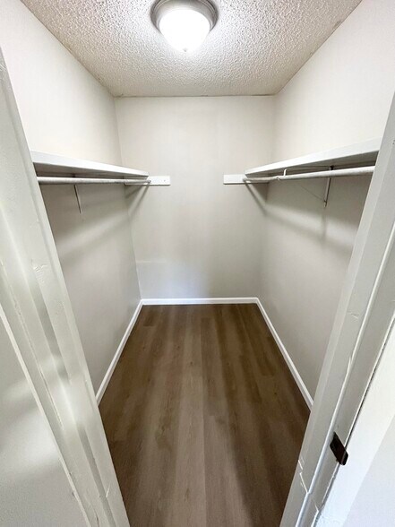 Building Photo - 118 Garr Ln