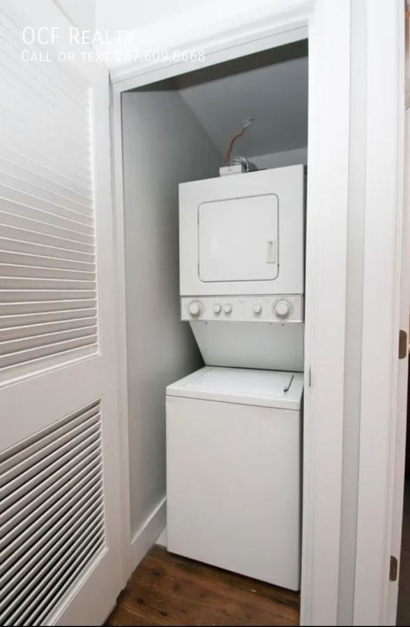 Building Photo - 1527 South St