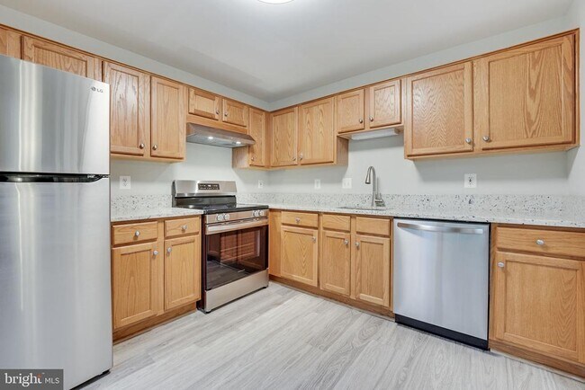 Building Photo - 8234 Winstead Pl