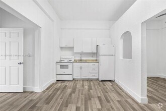 Building Photo - 2300 W Flagler St