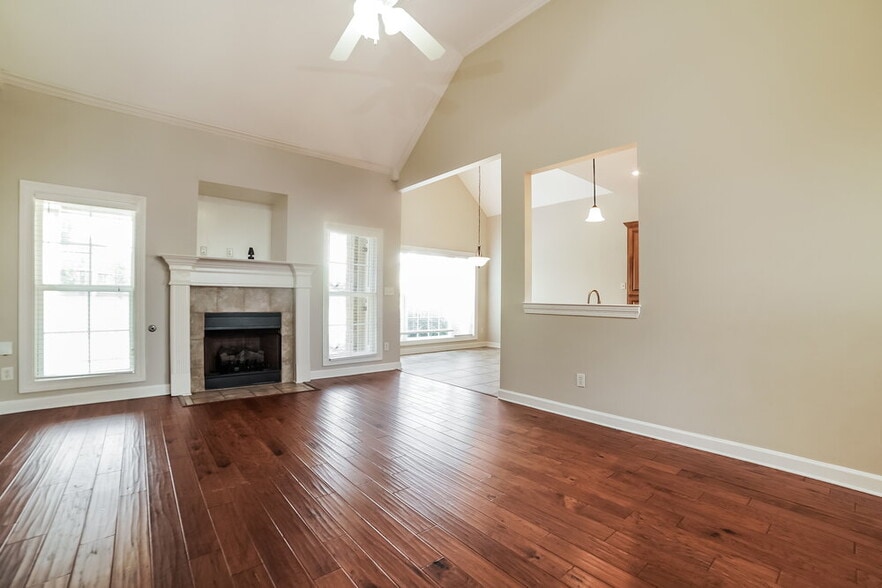 Building Photo - 2932 Keeley Cove