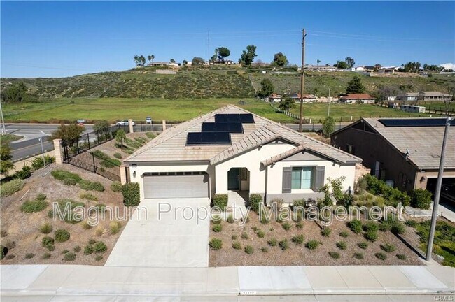 Building Photo - 21122 Saratoga Dr