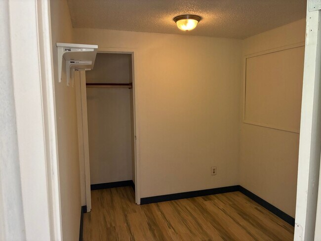 Building Photo - 3314 E College Way