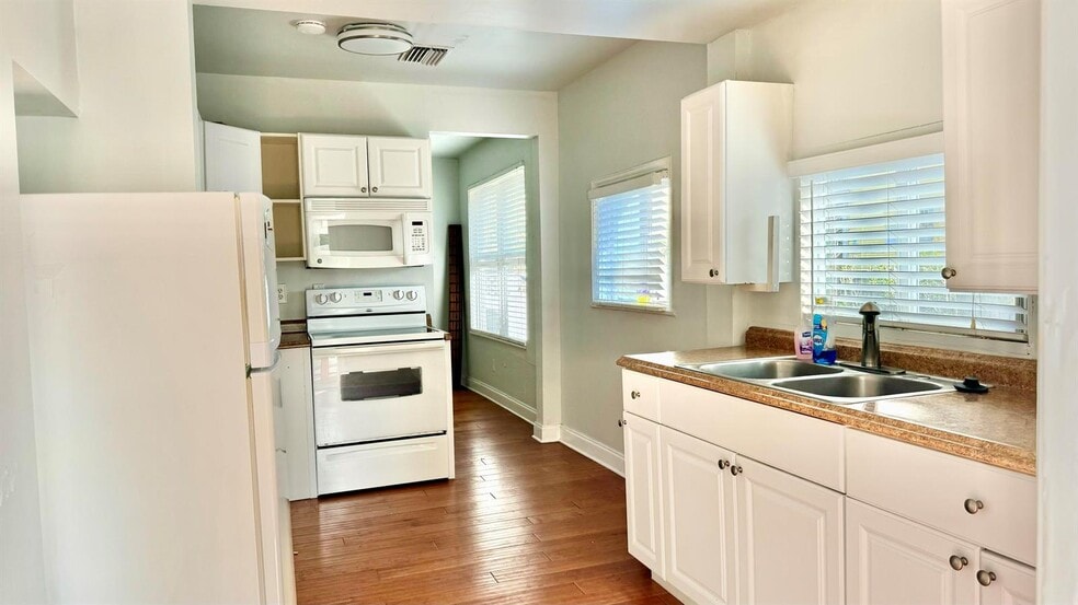 Building Photo - 205 S Federal Hwy