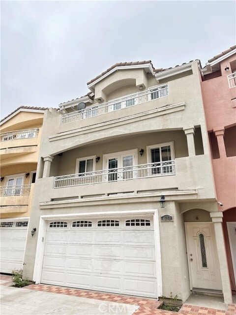 Building Photo - 8257 Golden Cir St