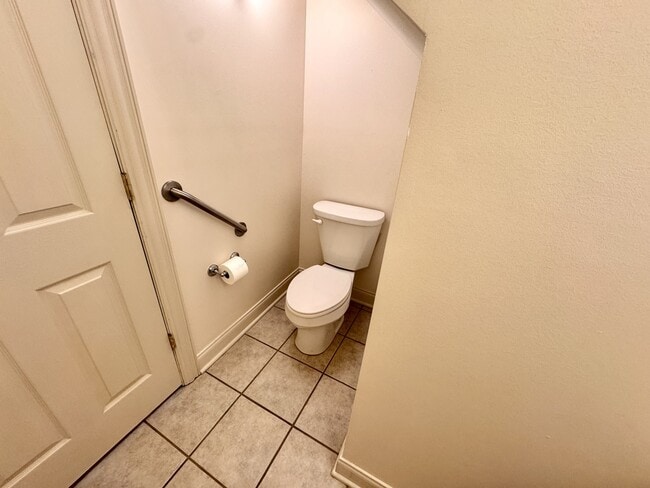 Building Photo - 88 St Annes Ct