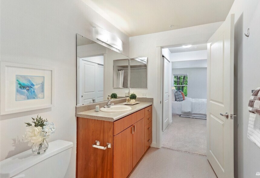 Building Photo - 7711 NE 175th St