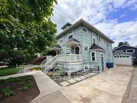 Building Photo - 1749 SE 46th Ave