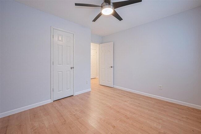 Building Photo - 5914 Clerkenwell Dr