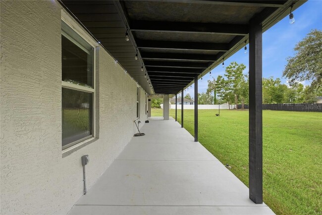 Building Photo - 10924 SW 48th Terrace