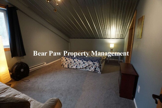 Building Photo - Great Views from High Atop Floyd Hill  in ...