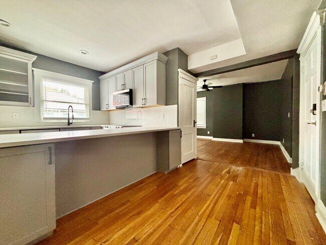 Building Photo - 3415 Locust St