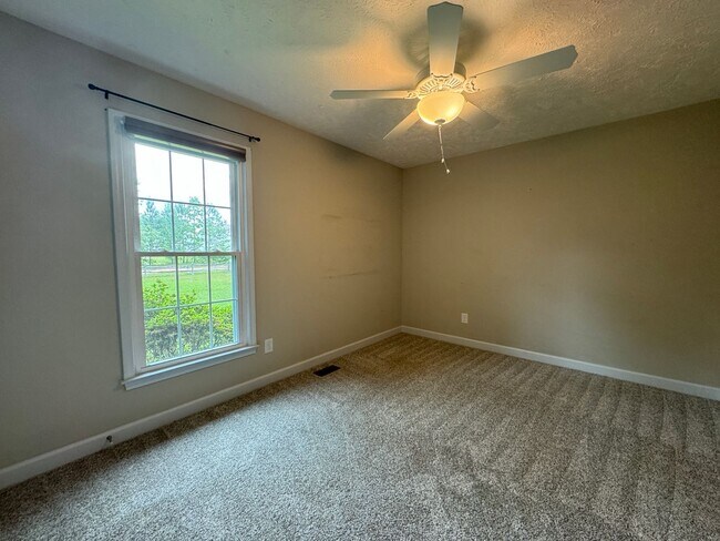 Building Photo - Beautiful 3 Bed 2 Bath Home in Jack Britt