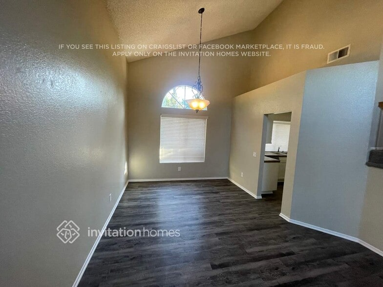 Building Photo - 24434 Leafwood Dr