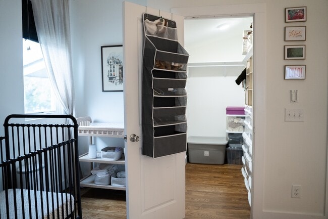 Building Photo - 424 36th Ave N