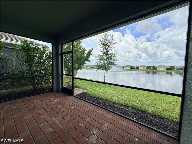 Building Photo - 842 Enbrook Lp