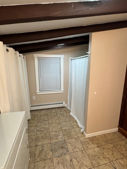 Bathroom - 31 Walling Rd