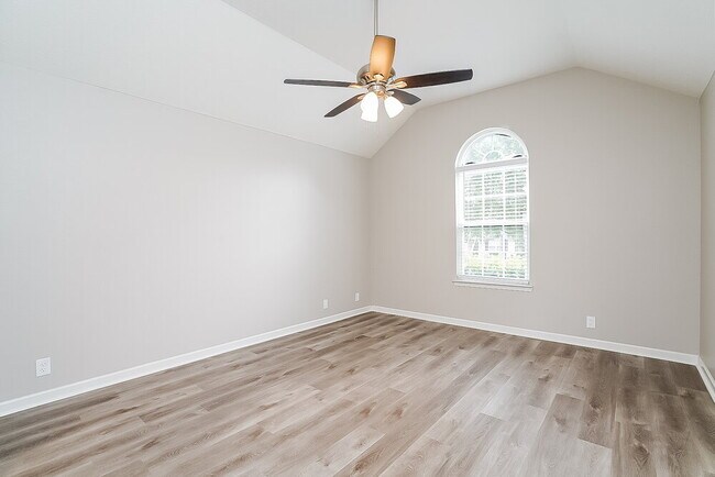 Building Photo - 1205 Hartfield Ct
