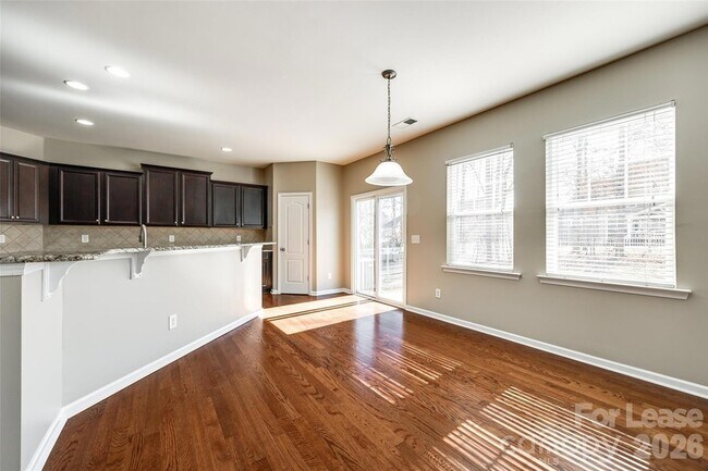 Building Photo - 3000 Sewee Ln