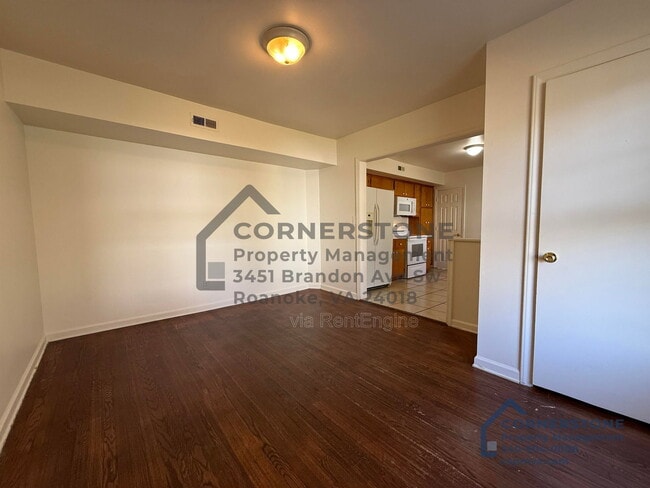 Building Photo - 4335 Yellow Mountain Rd