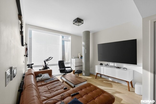 Building Photo - Charming 1BR / 1BA Condo in Nob Hill