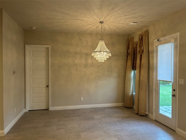Building Photo - 326 Summer Landing Ct
