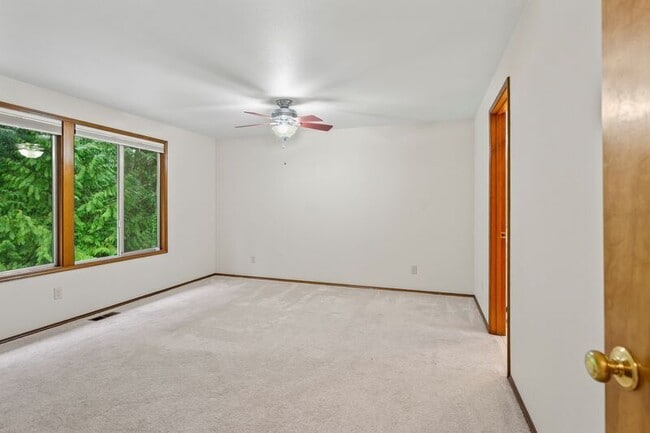 Building Photo - 3114 210th St SE