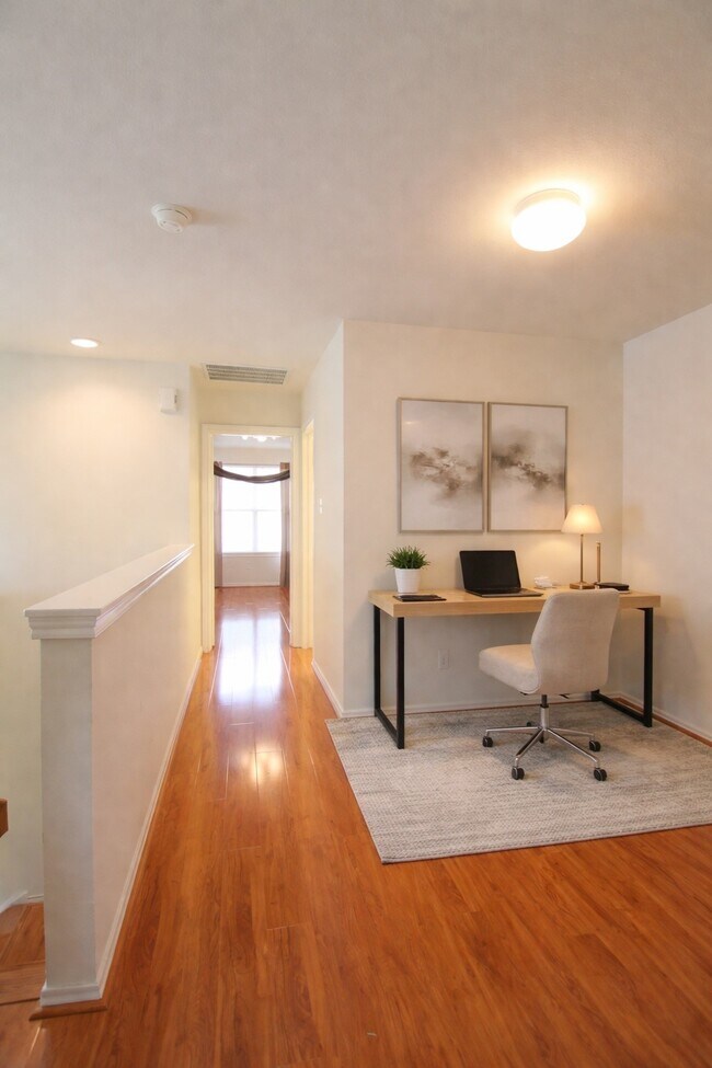 Building Photo - 16527 Beckland Ln