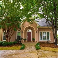Building Photo - STUNNING!!! Four Bedroom two and a half bath home with a view!